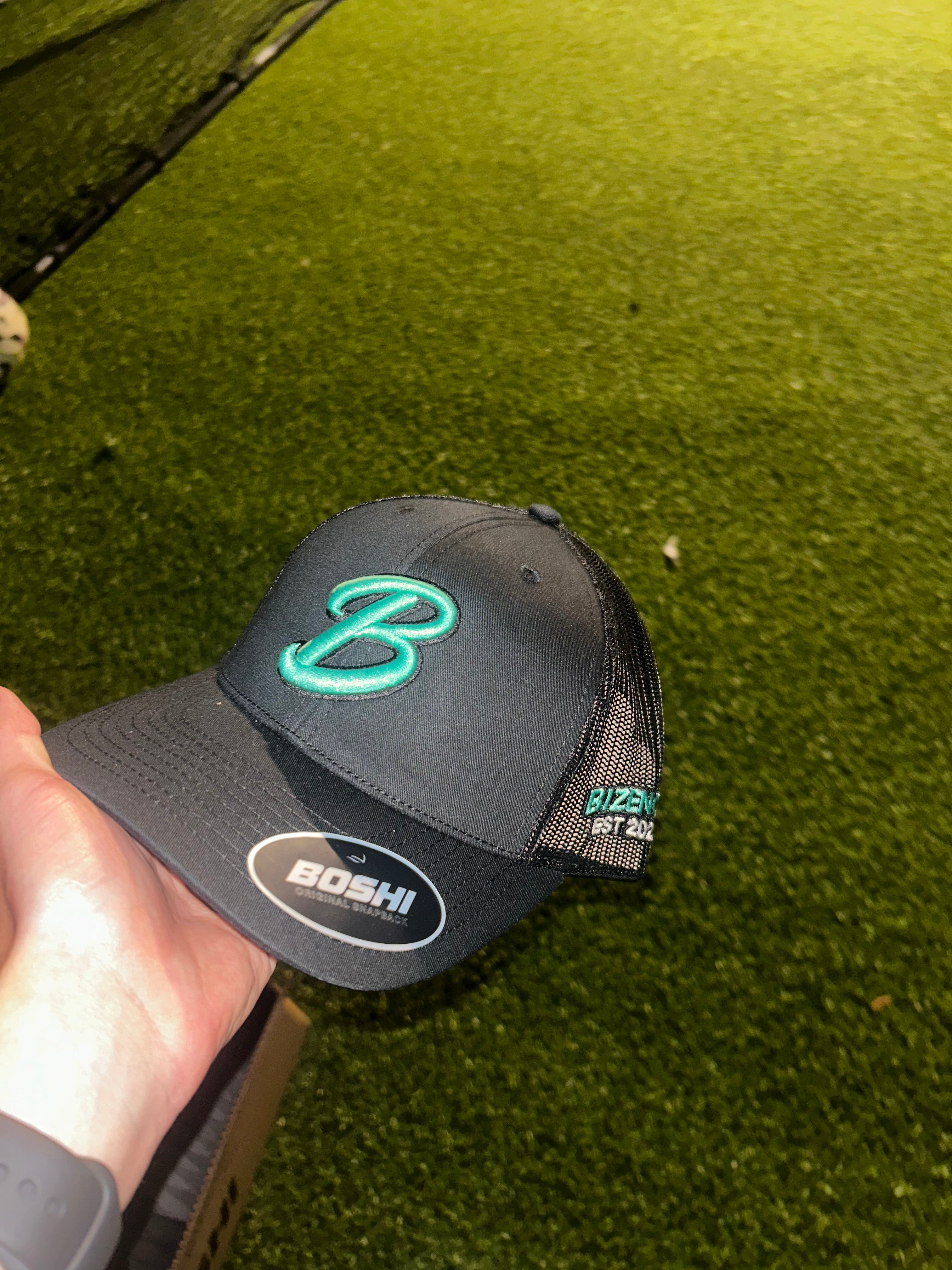 Black/teal original B